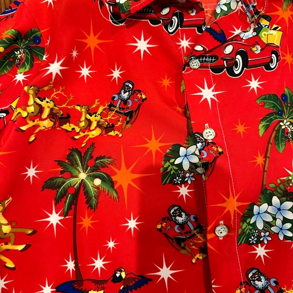Boys long sleeve Christmas red button down shirt size medium - Picture 2 of 3